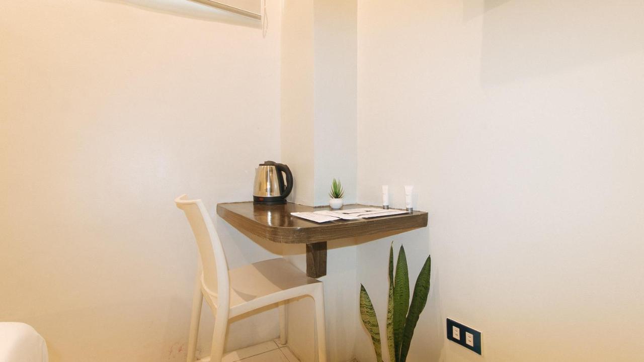 Urbanview At San Antonio'S Place Sampaloc 마닐라 외부 사진